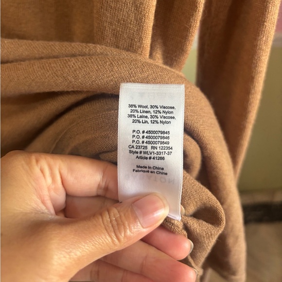 Babaton Erin V-neck Sweated  Small - Picture 4 of 5